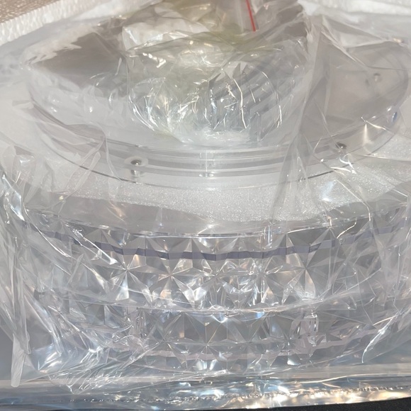 🆕 Cosmetic Storage Organizer - Picture 13 of 13